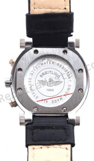 ブライトリングのNavitimer遺産Datographレプリカ時計