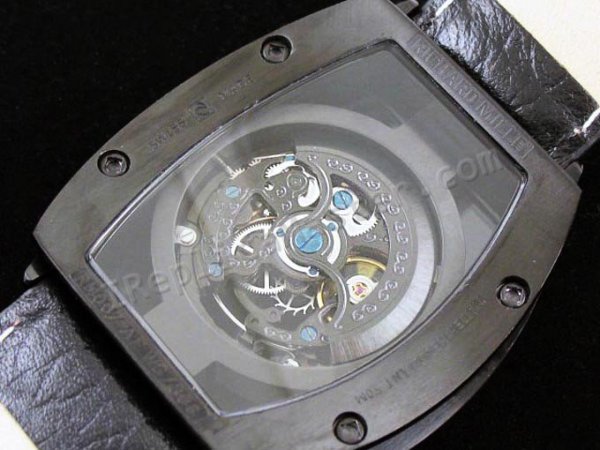 リチャードはRM007 WGのレプリカ時計をミル