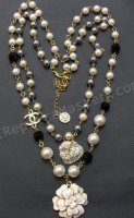 Chanel Diamond White Pearl Necklace Réplica