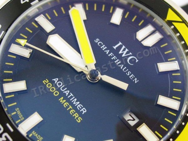 IWCのAquatimer自動レプリカ時計