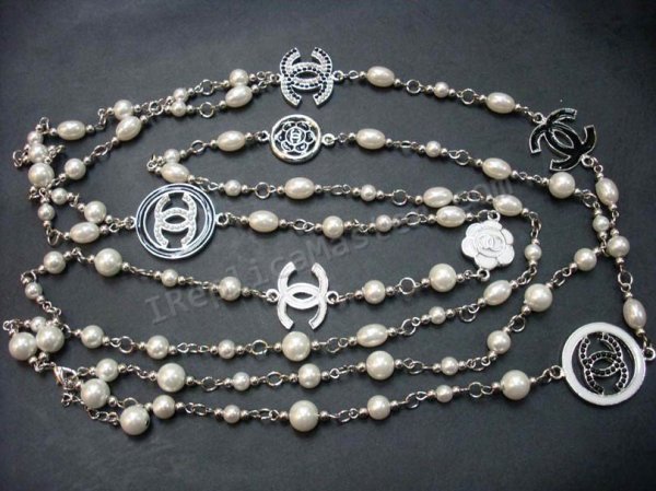 Chanel White Pearl Necklace Replica