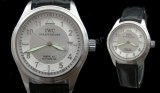 IWCのマーク15スピットファイア。スイス時計のレプリカ