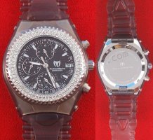 TechnoMarineのTechnodiamondのDatographレプリカ時計