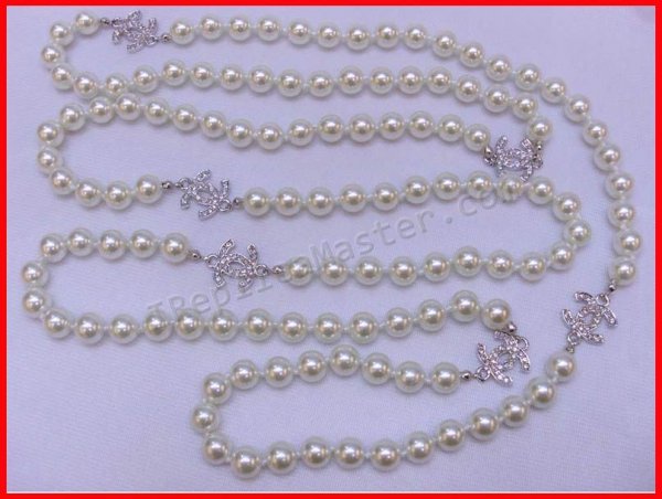 Chanel White Diamond Pearl Necklace Replica