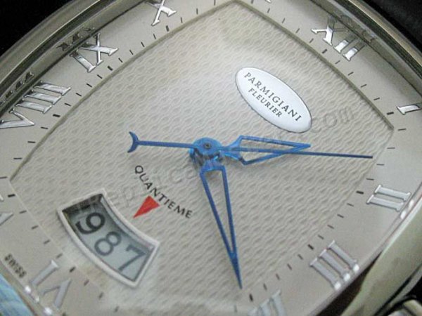 Parmigianiのフルーリエフォルマグランデスチールレプリカ時計