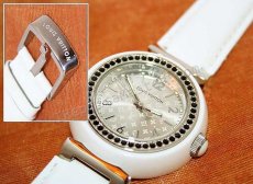 Louis Vuitton Tambour Quartz Diamonds Replica Watch