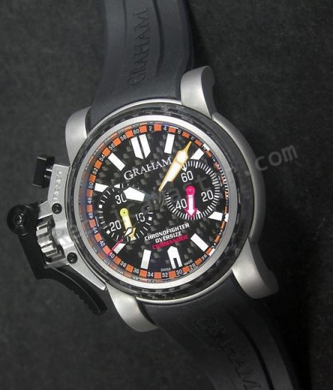 グレアム氏はダイバー100トンChronofighterを特大。スイス時計のレプリカ