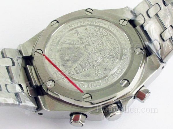 オーデマピゲは、限定版のクロノグラフの時計のレプリカセイルズのロイヤルオーク30周年記念市ピゲ