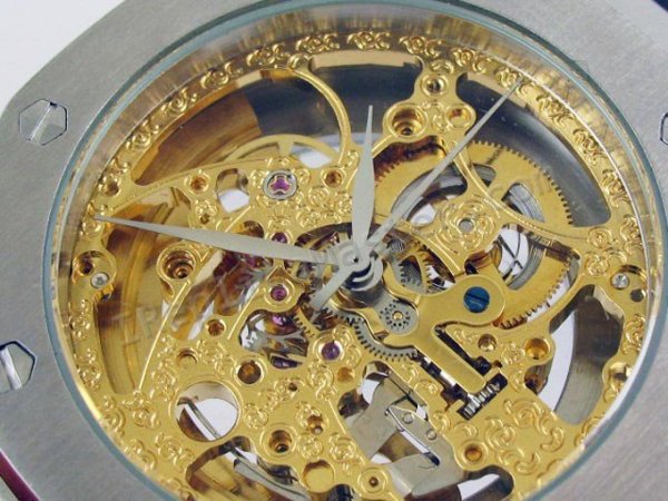 オーデマピゲは、ロイヤルオークSceletonレプリカ時計をピゲ
