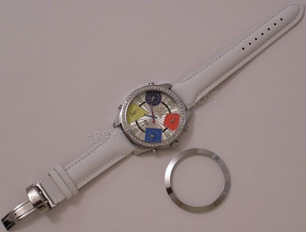 ジェイコブ＆カンパニー5タイムゾーンフルサイズのレプリカ時計